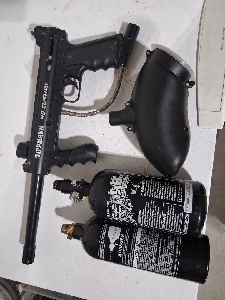 Tippmann 98 Custom Paintball Gun