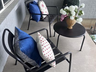 Modern Outdoor Patio Set – 2 Chairs & Matching Table