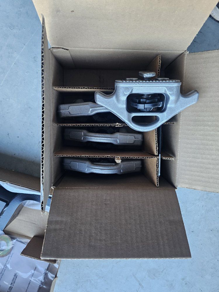 Nissan frontier cleats & hitch