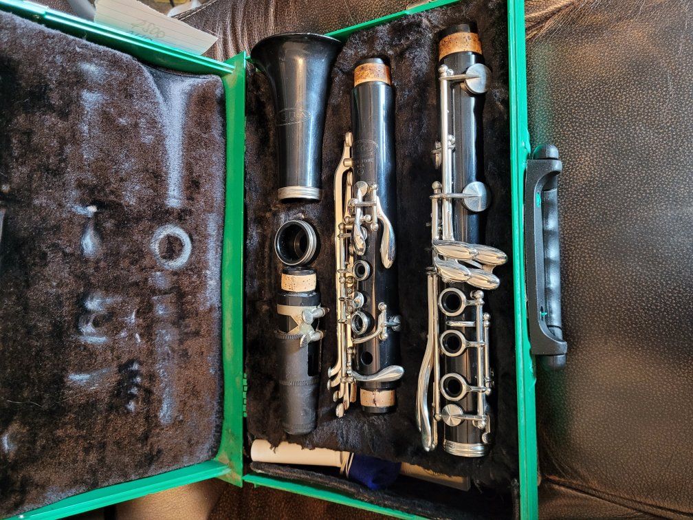 Vito Clarinet with Warranty