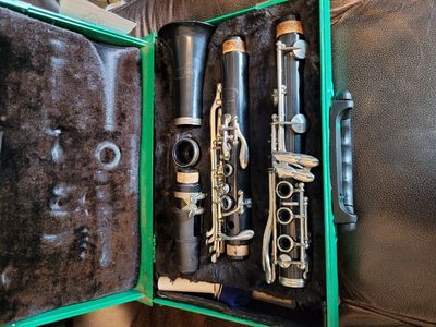 Vito Clarinet with Warranty