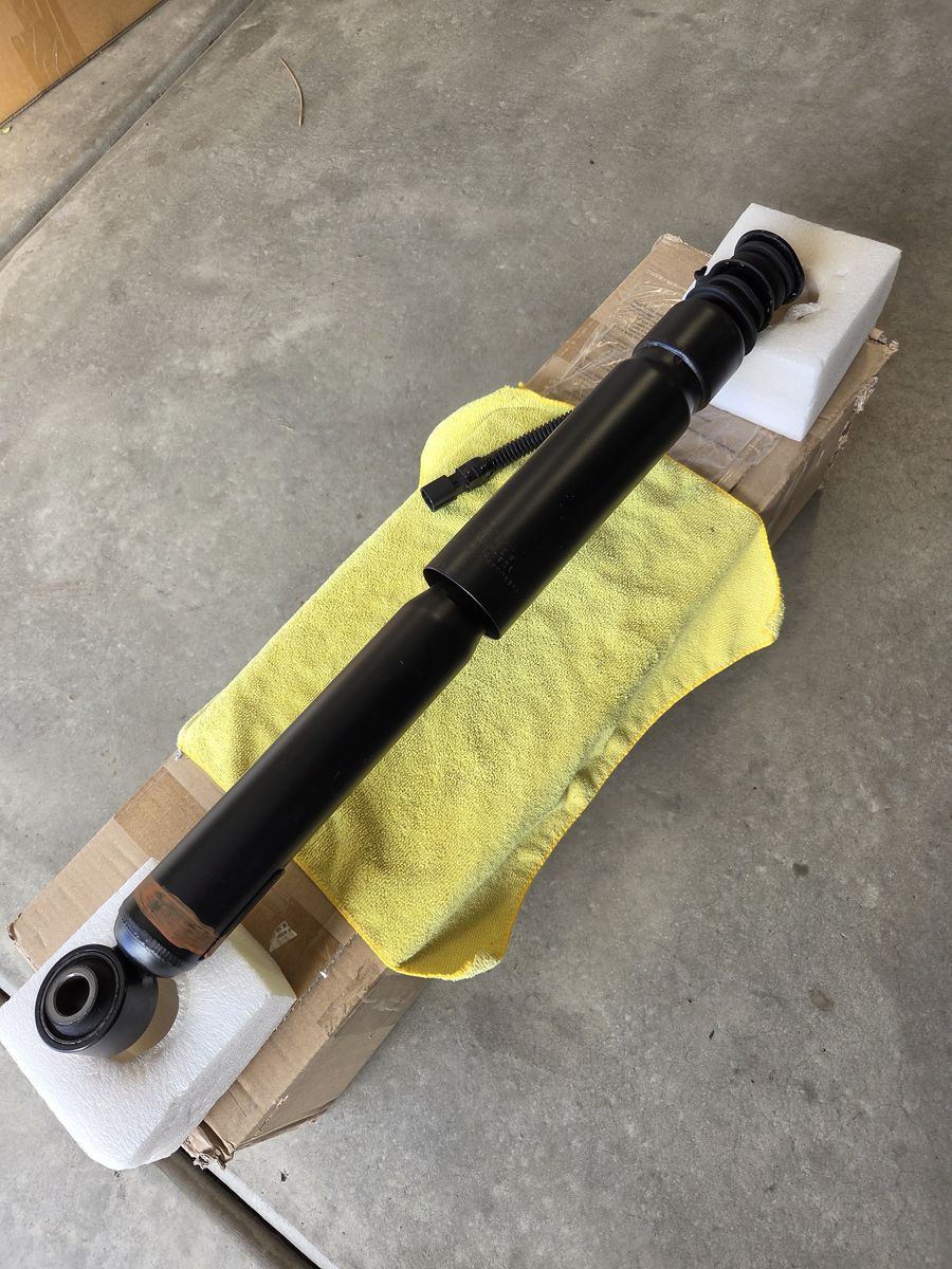 Set of Lexus GX460 New Adjustable Shocks - OEM Replacement