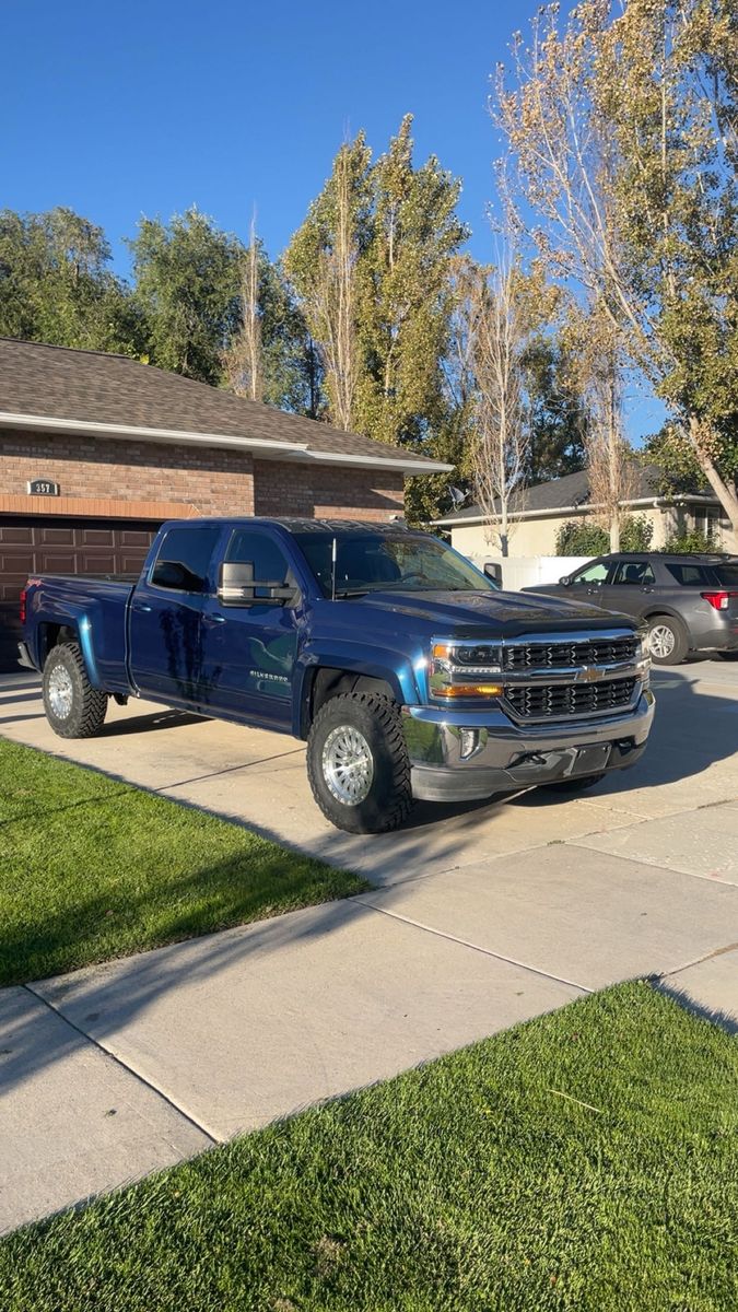 2017 Chevrolet Silverado 1500 LT