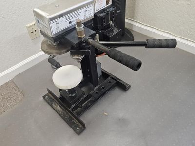 #10 Can Sealing Machine