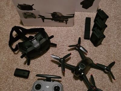 DKI FPV Fly More Combo