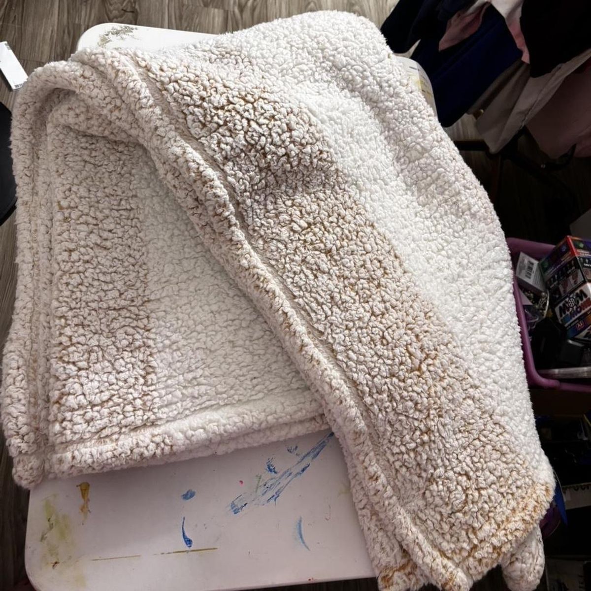 64 inch X 121 inch sized Two-Tone White & Beige Soft Sherpa Fleece Throw Blanket