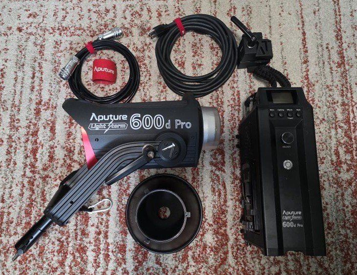Aputure 600D Pro LED Light