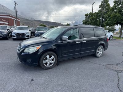 2010 Volkswagen Routan SEL Premium