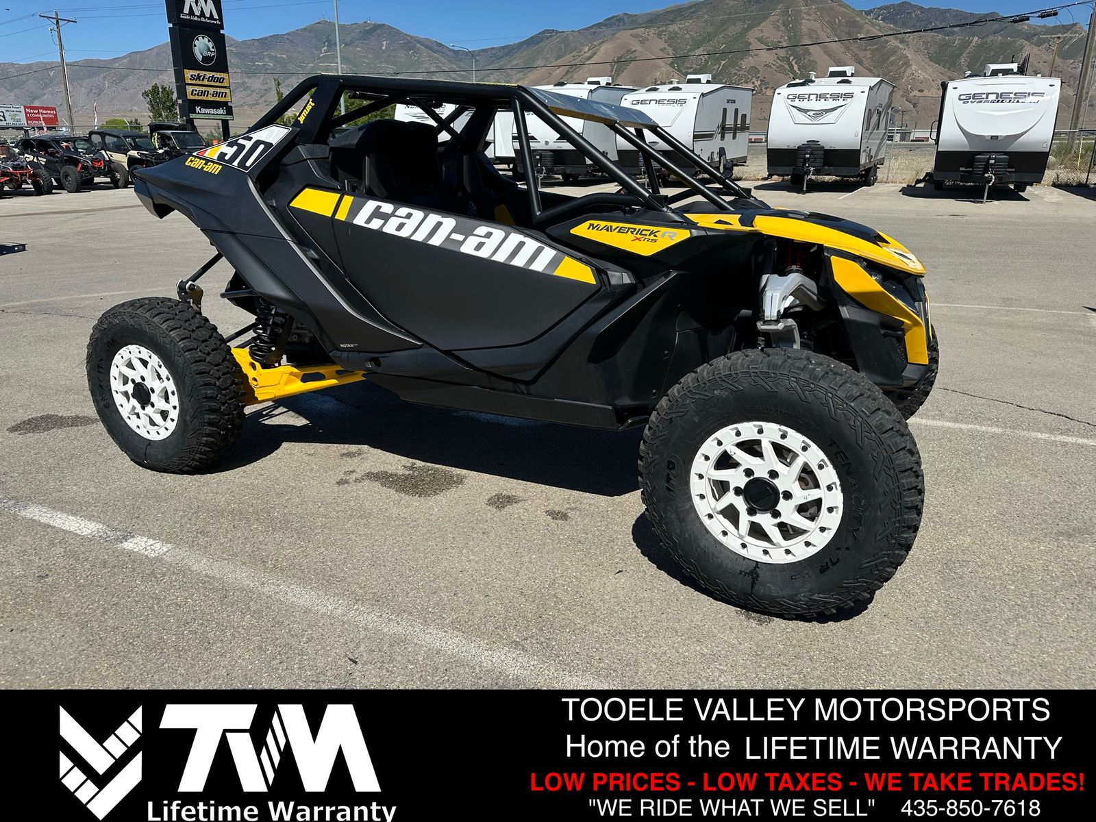 2024 Can-Am Maverick R X RS W/Smart SHOX & Lifetime Limited Warranty