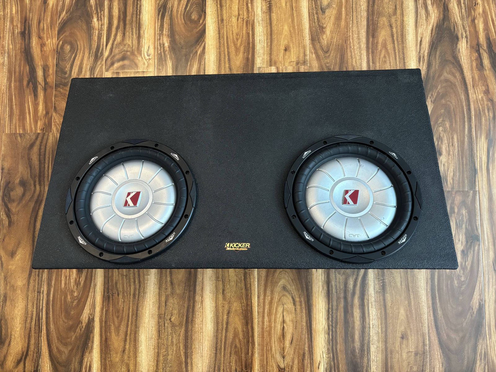 Kicker CompVT 10” Subwoofer & Amp Package (Truck Box) – Complete Setup