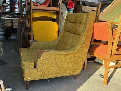 Stunning PAIR of vintage Mid Century Modern armchairs + matching ottoman MCM