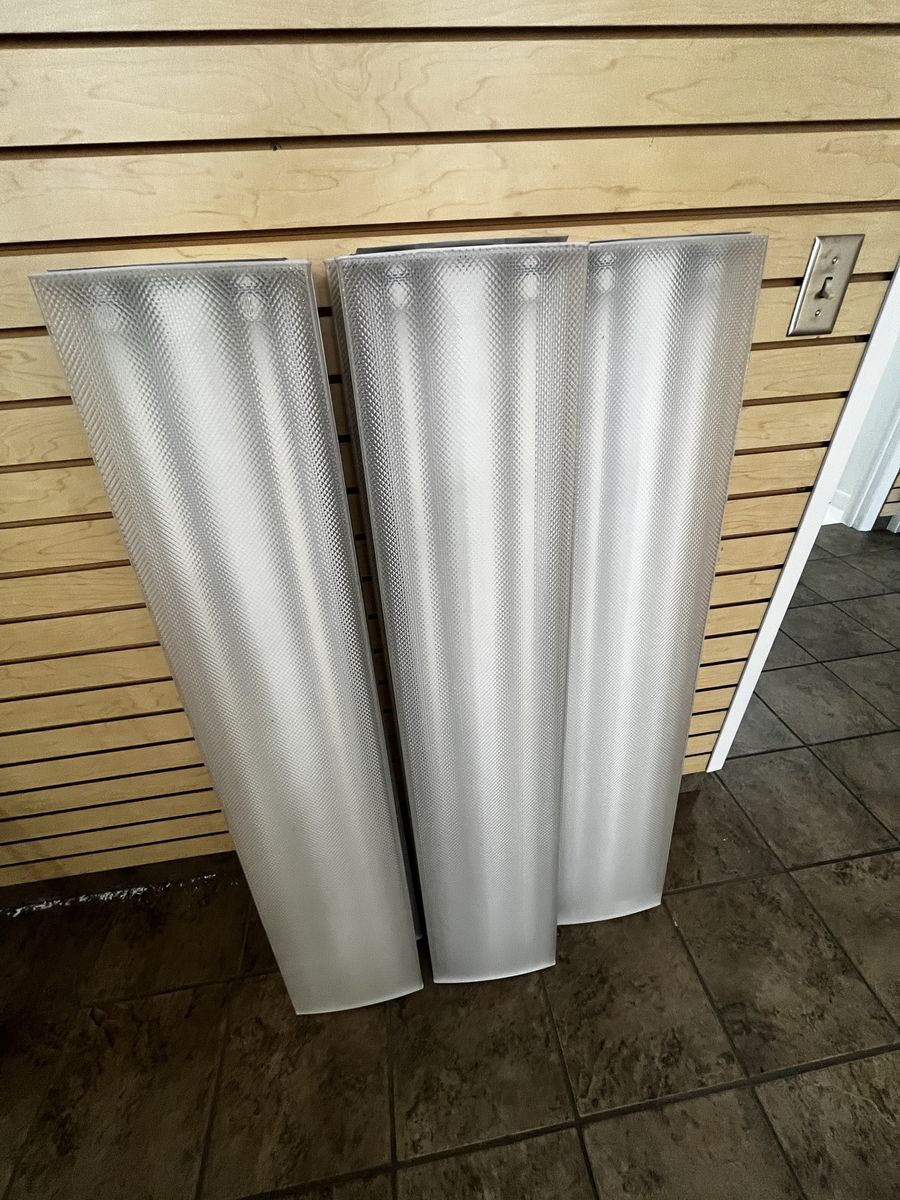 48” double bulb light