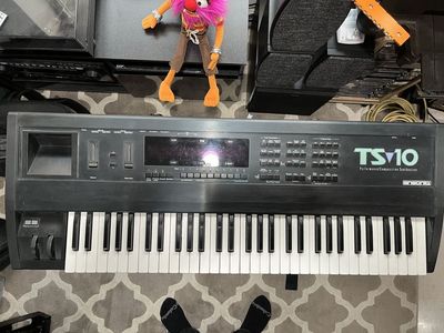 Vintage Ensoniq TS-10 Synthesizer