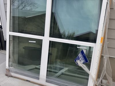 *NEW* 3 Amsco Windows black/ white