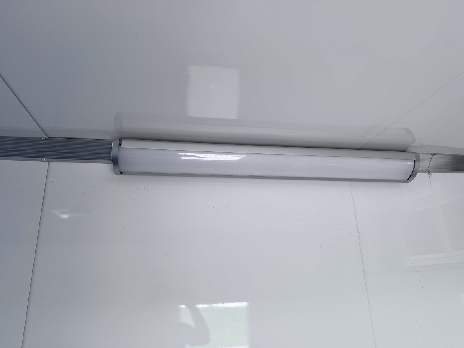Main image 10