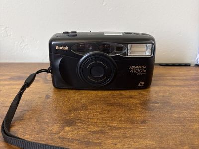 Point-and-Shoot Film Camera - Kodak Advantix 4100ix Zoom