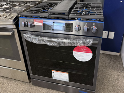 JUST LIKE NEW! GOOD FRIGIDAIRE GAS TOP RANGE