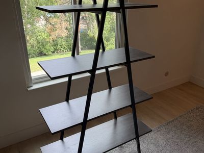 Modern 4-Tier Ladder Bookshelf / Display Shelf - Black / Brown