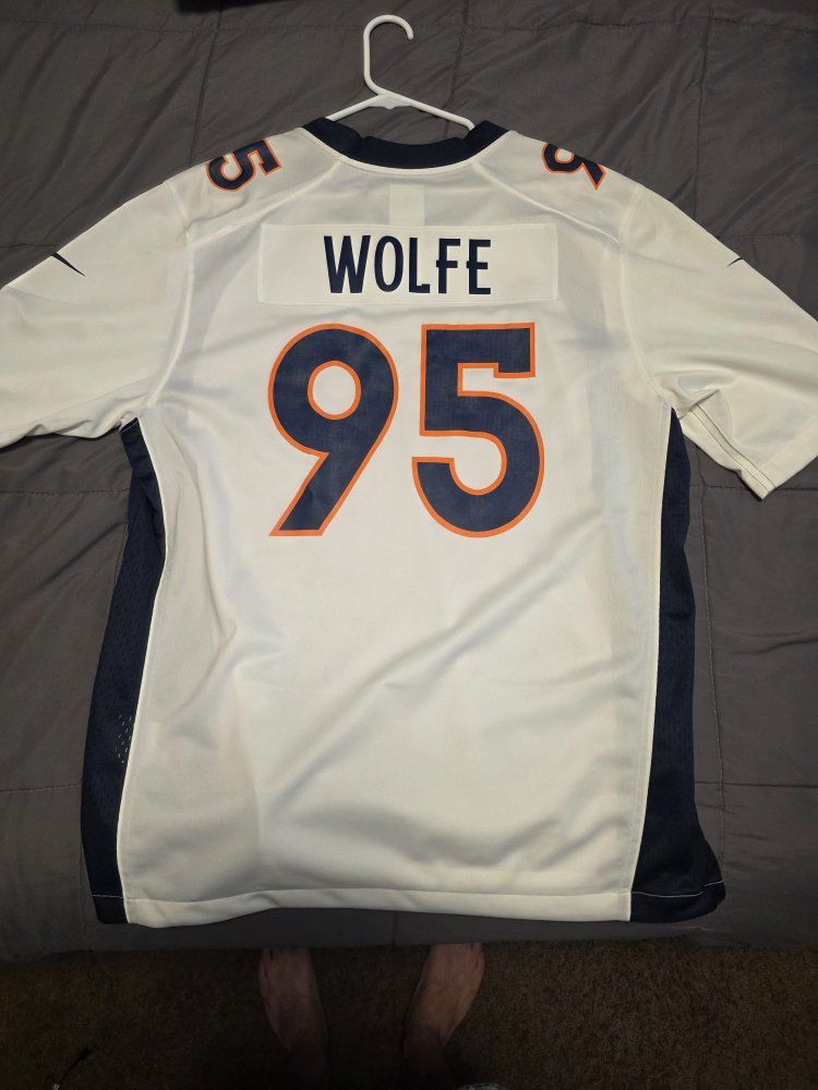 Nike NFL Denver Broncos Derek Wolfe #95 On Field White Jersey Size Large L