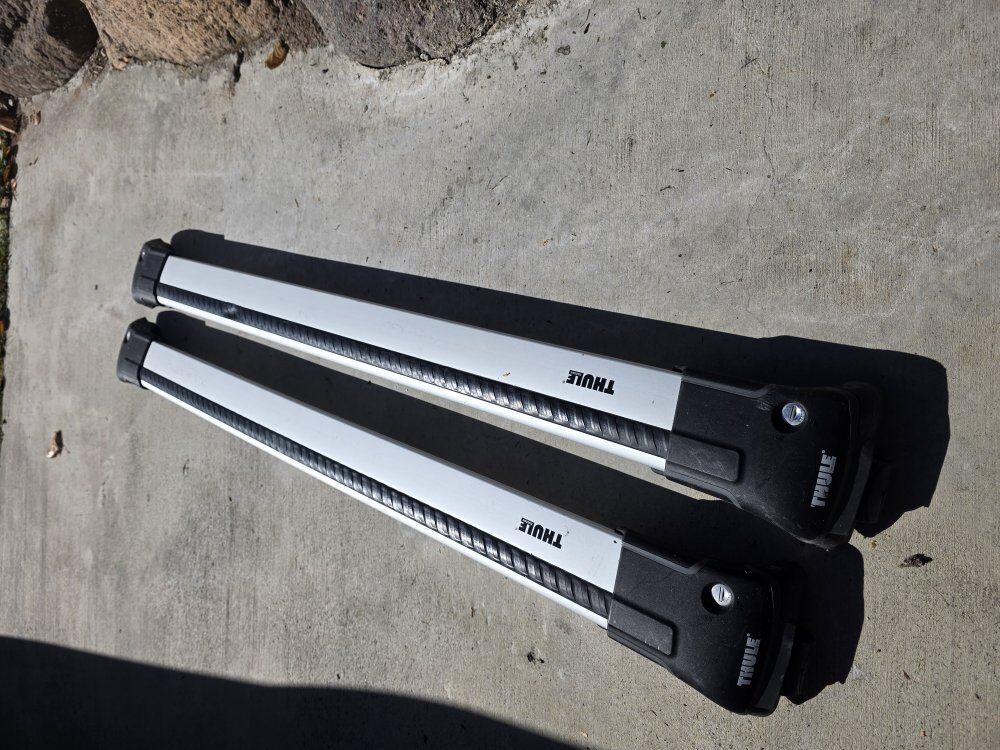 Thule AeroBlade Edge Roof Rack Crossbars