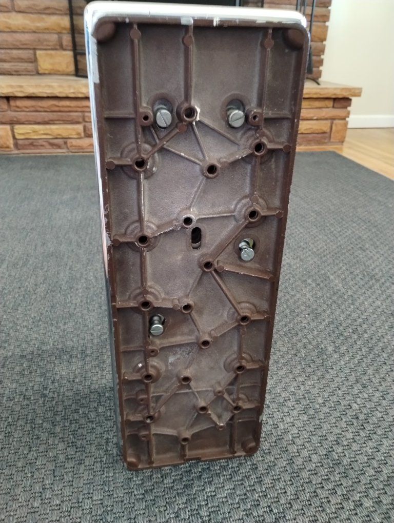 Main image 4