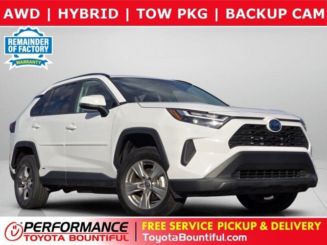 2024 Toyota RAV4 LE