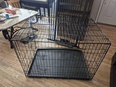 Large Wire Dog Crate Kennel with Plastic Pan and Double Doors