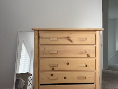 2 Solid Wood 5-Drawer Dresser Chest in Natural Pine Finish