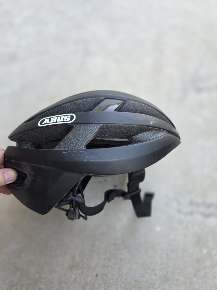 ABUS Viantor AB-15 Cycling Helmet - Matte Black, Size 52-58cm, Lightweight 275g