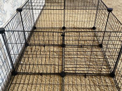 Black Wire Grid Pet Playpen/Enclosure, Modular Design for Small Animals