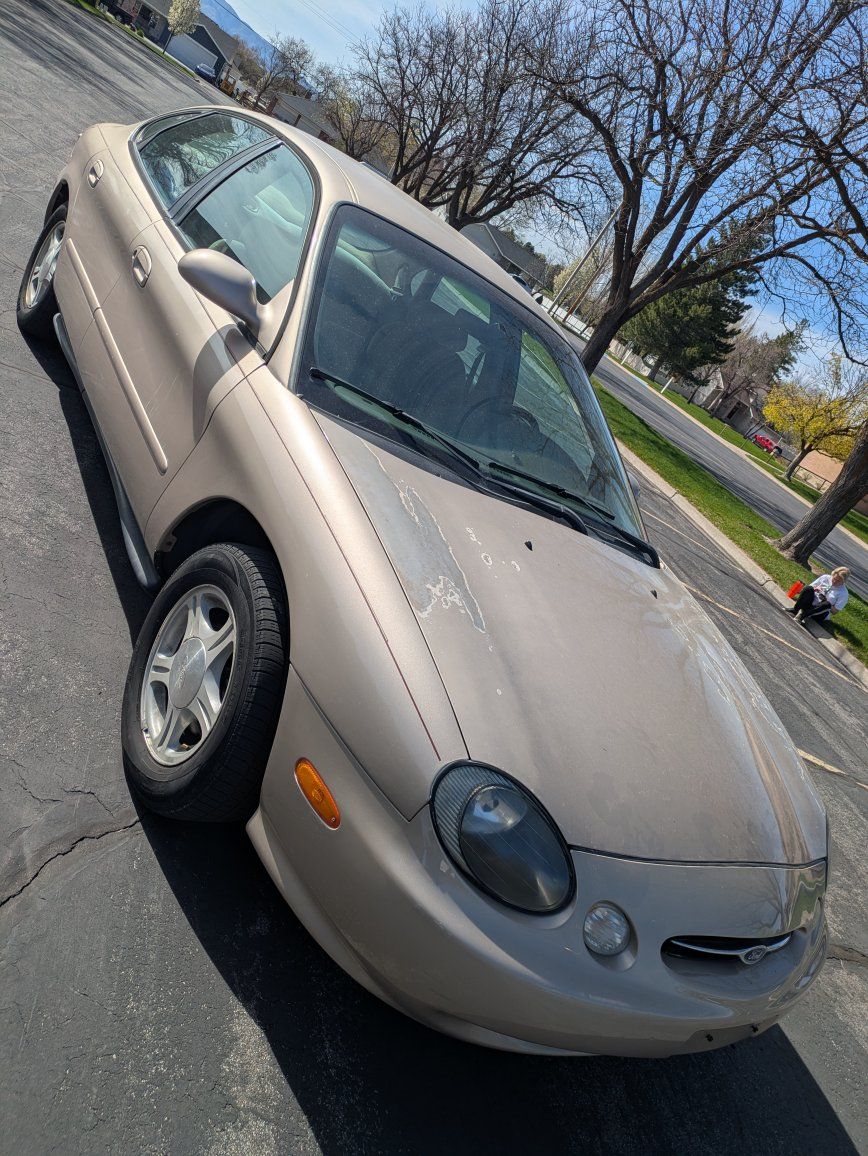 1999 Ford Taurus 