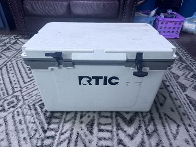 Rtic 52 quart cooler