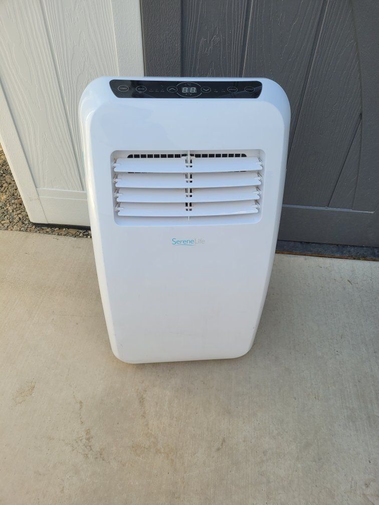 SereneLife SLPAC8 8000 BTU Portable Air Conditioner - Compact, Efficient Cooling