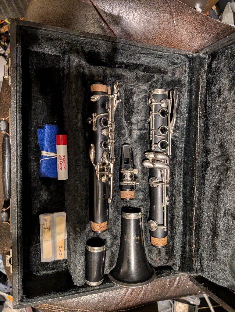Artley Clarinet with Warranty 