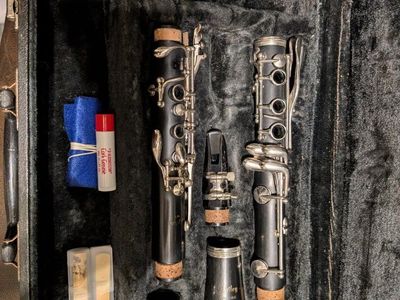 Artley Clarinet with Warranty