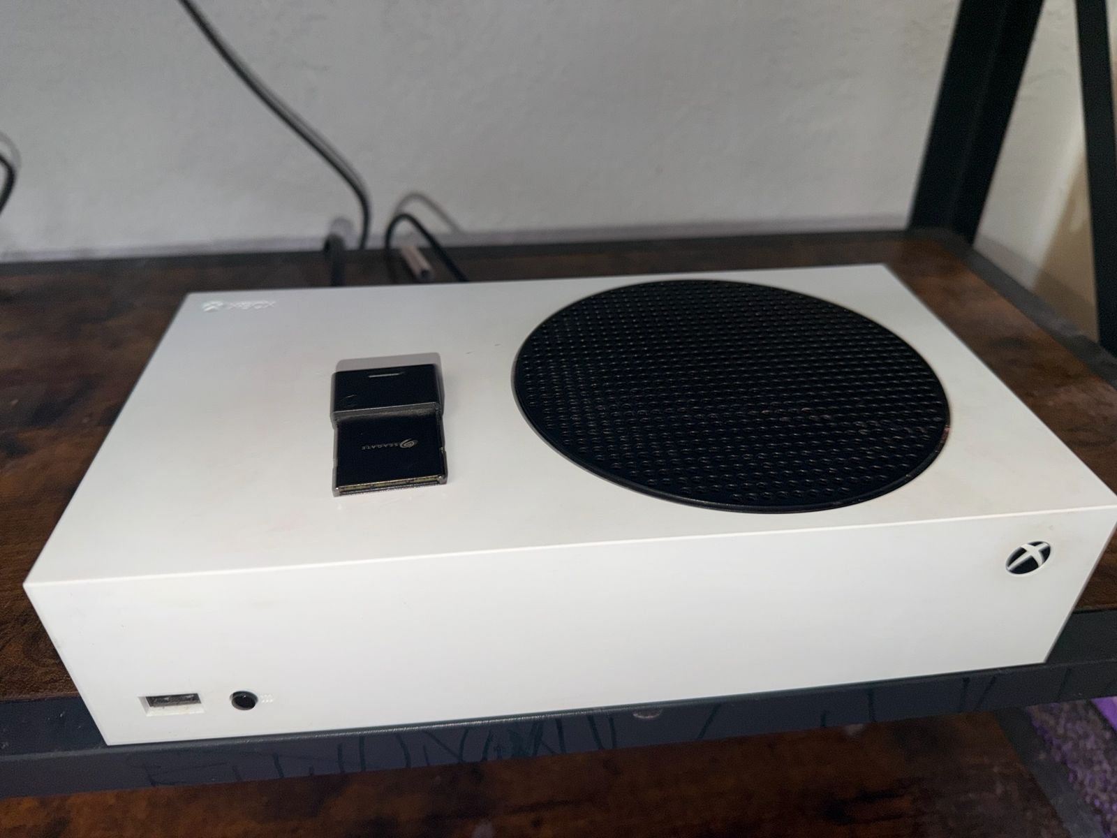 Xbox series s and 1tb Seagate SSD
