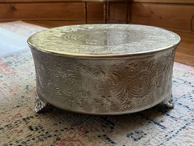 Large Silver Metal Embossed Cake Stand