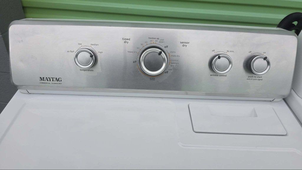 Main image 6