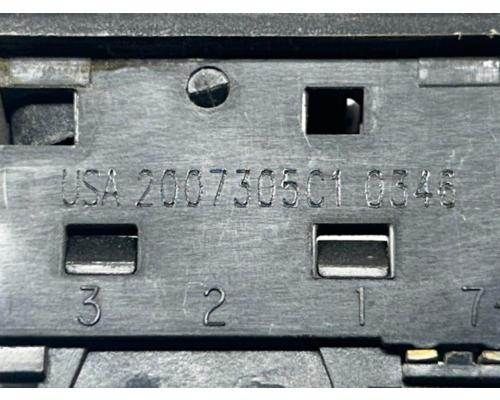 Main image 4