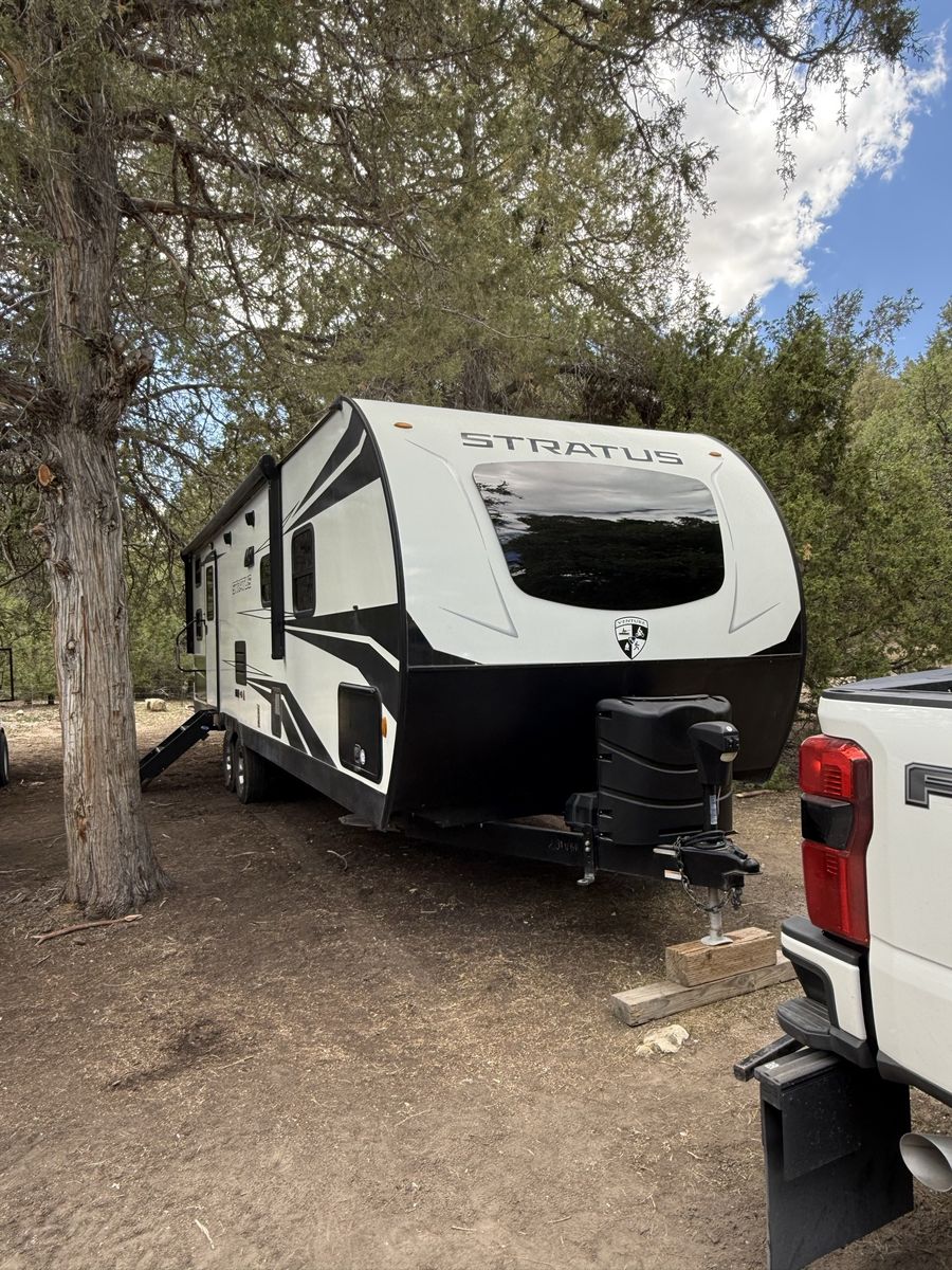 Venture Stratus 281UBH bunk house 