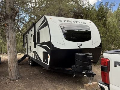 Venture Stratus 281UBH bunk house