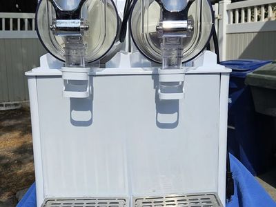 Commercial Slush Machine