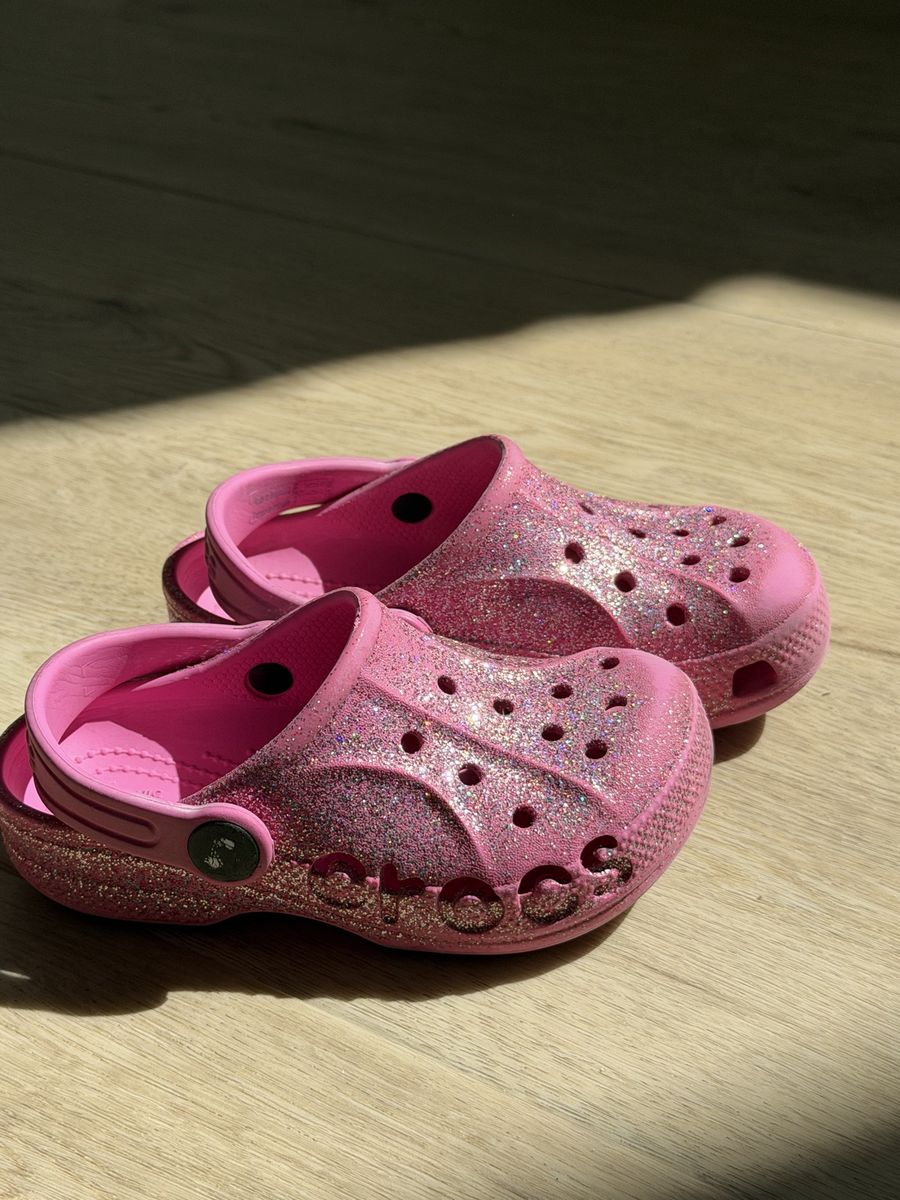 Crocs Pink Glitter C9