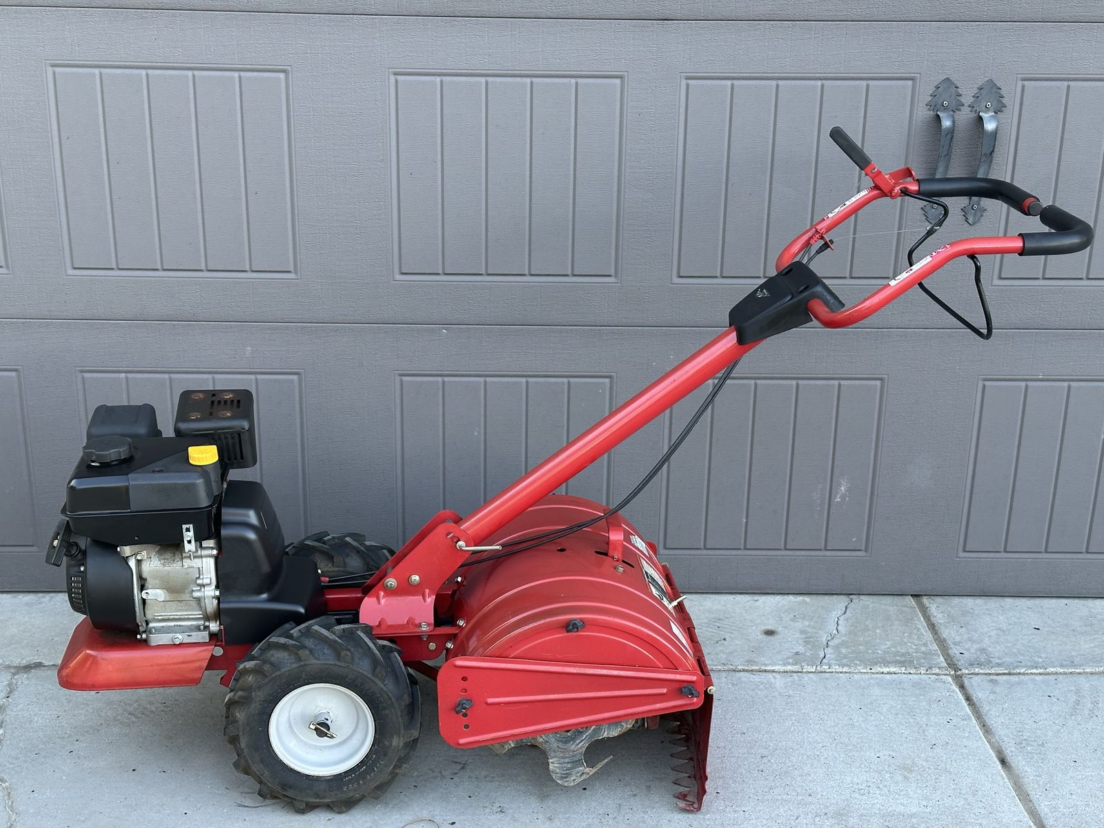 MDT 208cc Rear-Tine Tiller (Troy-bilt)