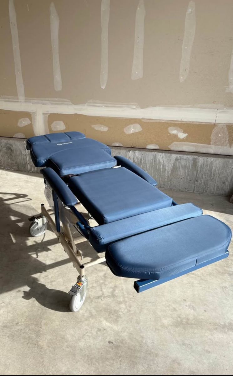 Human Care Barton H250 convertible chair