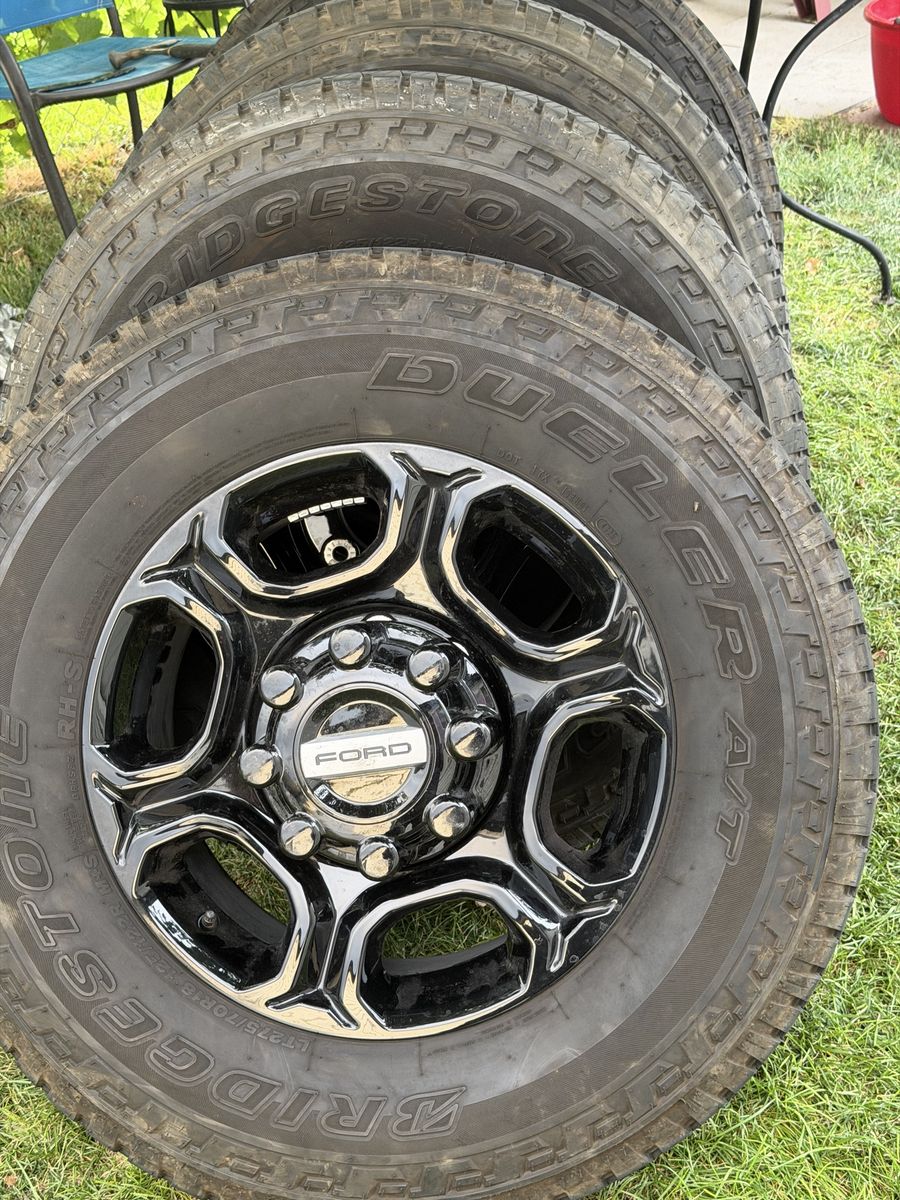 New 2026 Ford F250 wheels and tires
