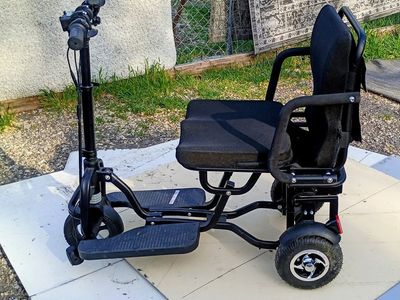 mobile electric scooter