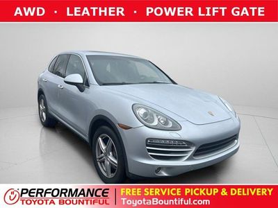 2012 PORSCHE CAYENNE Base