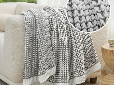 New! Amélie Home Knit Throw Blanket, Soft Chenille Cozy Breathable Pineapple Chunky Decorative Blanket for Couch, Bed & Sofa