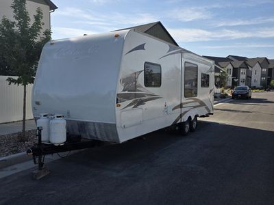2006 Keystone RV Company Travel Trailer (Bumper Pull) - 29ft, 1 Slide-Out